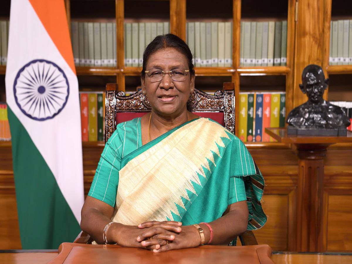 75 ஆவது குடியரசு நாளில்.. 1,132 பேருக்கு .. குடியரசுத் தலைவர் பதக்கம்.. மத்திய அரசு அறிவிப்பு - Thentamil