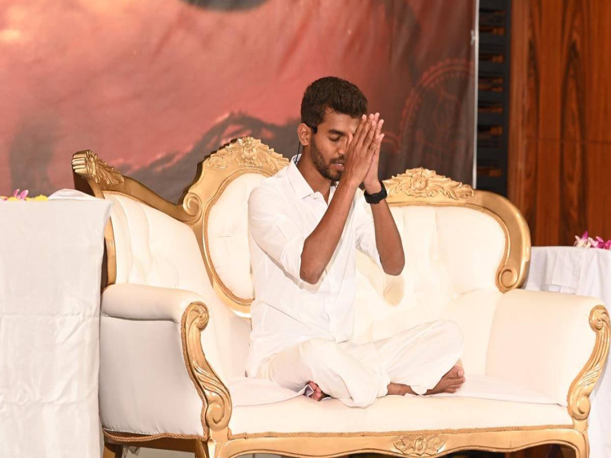 அலங்காநல்லூரிலிருந்து கிளம்பி.. அசோக் நகரில் அதிர்வுகளை ஏற்படுத்திய  மகாவிஷ்ணு.. யார் இவர்?? - Thentamil